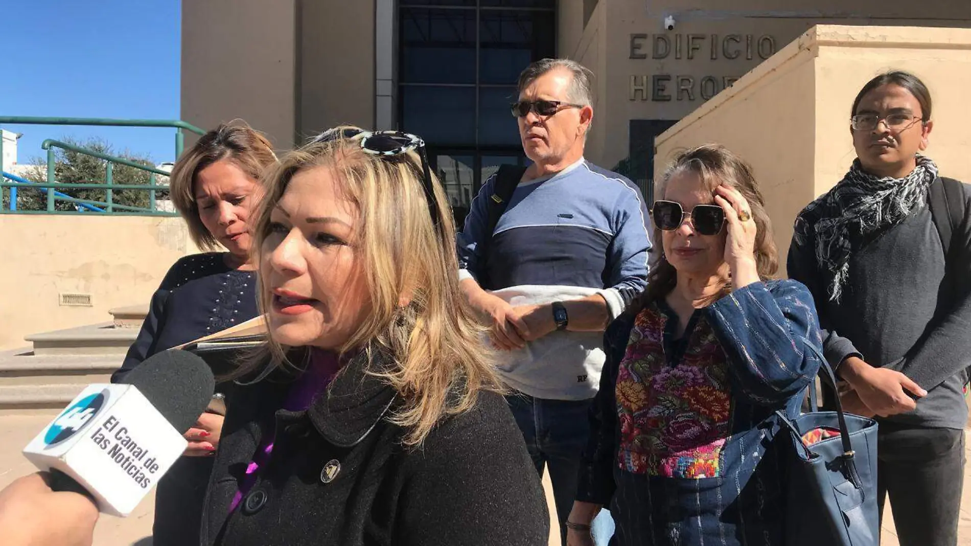 Manifestación asociación padres de familia 